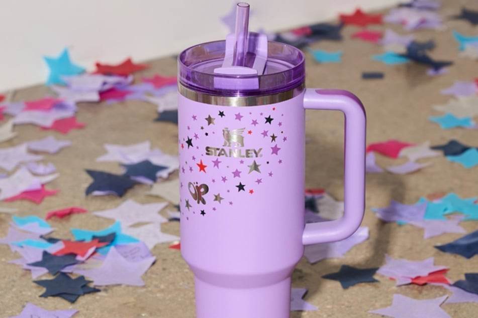 Stanley x Olivia Rodrigo | Quencher H2.O FlowState™ Tumbler | 40 OZ - Toy Rush