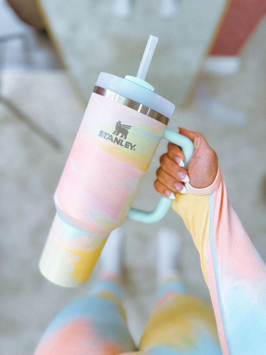 Warm Serene Stanley Limited Edition - H2.0 Quencher 1.2L Stainless Ste Toy Rush Warm Serene Stanley Limited Edition - H2.0 Quencher 1.2L Stainless Ste Toy Rush