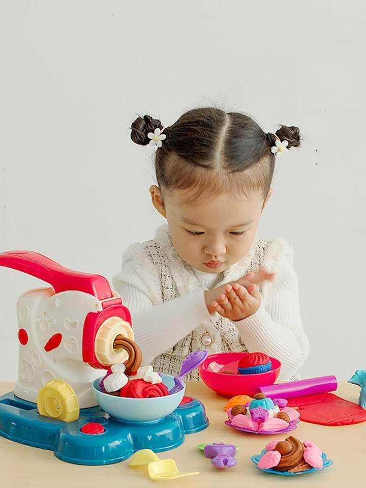 DIY Pretend Play Clay Dough Set, Noodle & Pasta Machine (23 Pcs) - Toy Rush