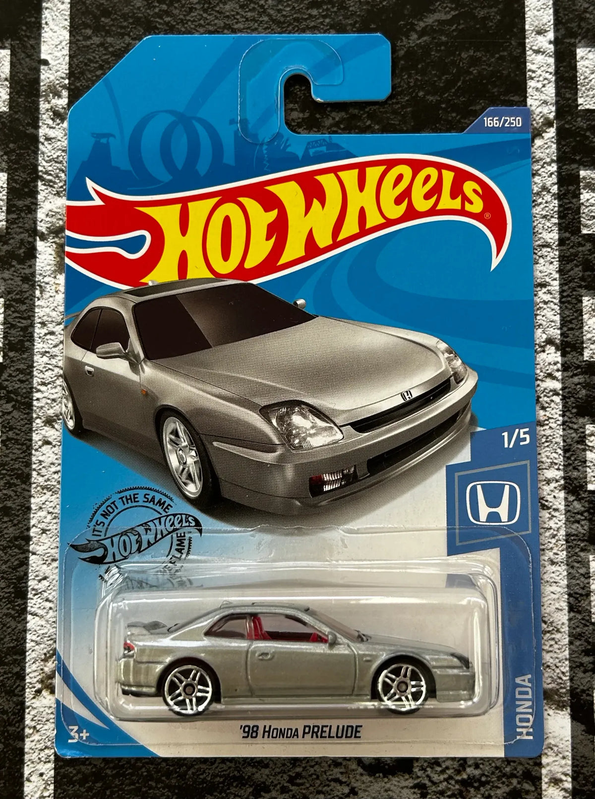 Hot Wheels '98 Honda Prelude die-cast car