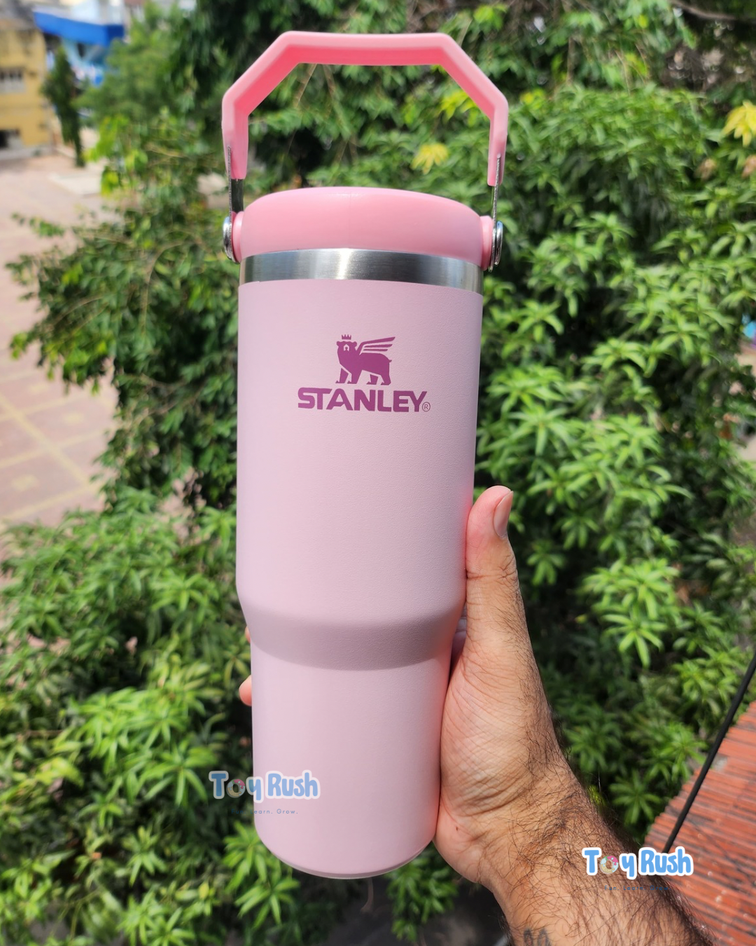 Stanley Iceflow™ Flip Straw Tumbler Leak Proof | 30 OZ (900 ml)