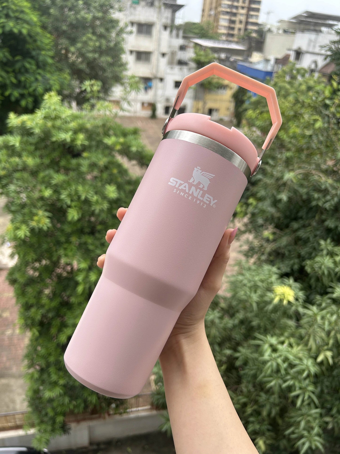 Stanley Iceflow™ Flip Straw Tumbler Leak Proof | 30 OZ (900 ml) - Toy Rush