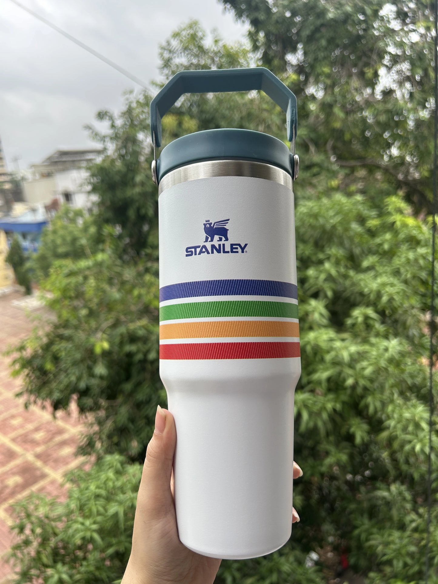 Stanley Iceflow™ Flip Straw Tumbler Leak Proof | 30 OZ (900 ml)