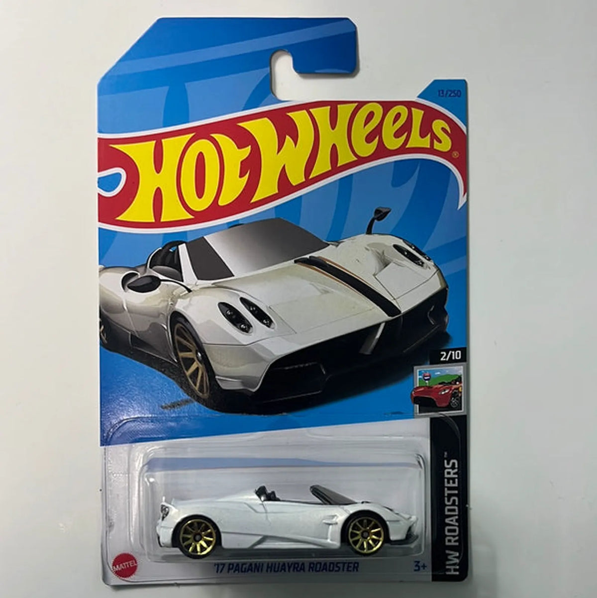 Hot Wheels '17 Pagani Huayra Roadster die-cast car