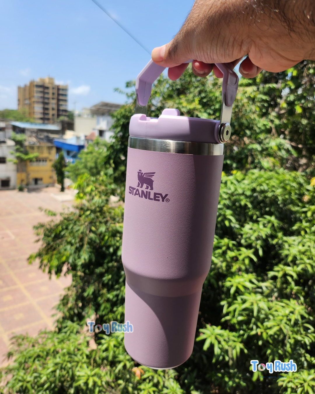 Stanley Iceflow™ Flip Straw Tumbler Leak Proof | 30 OZ (900 ml)