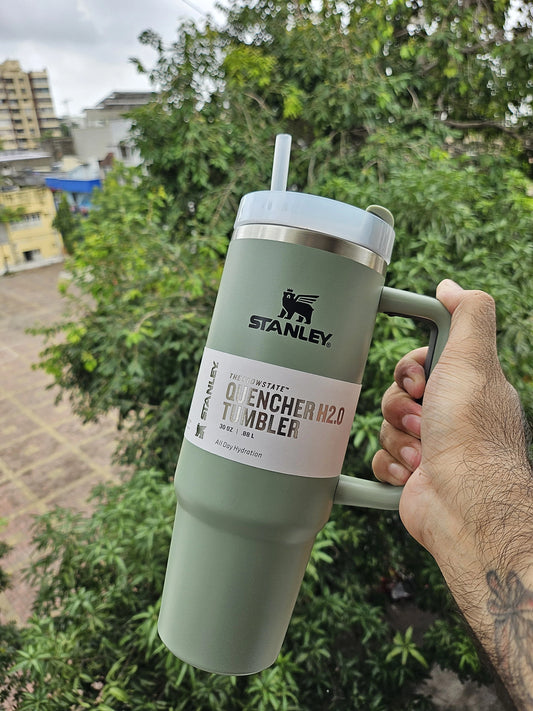 Stanley 30 oz- H2.0 Quencher Stainless Steel Tumbler (900Ml)