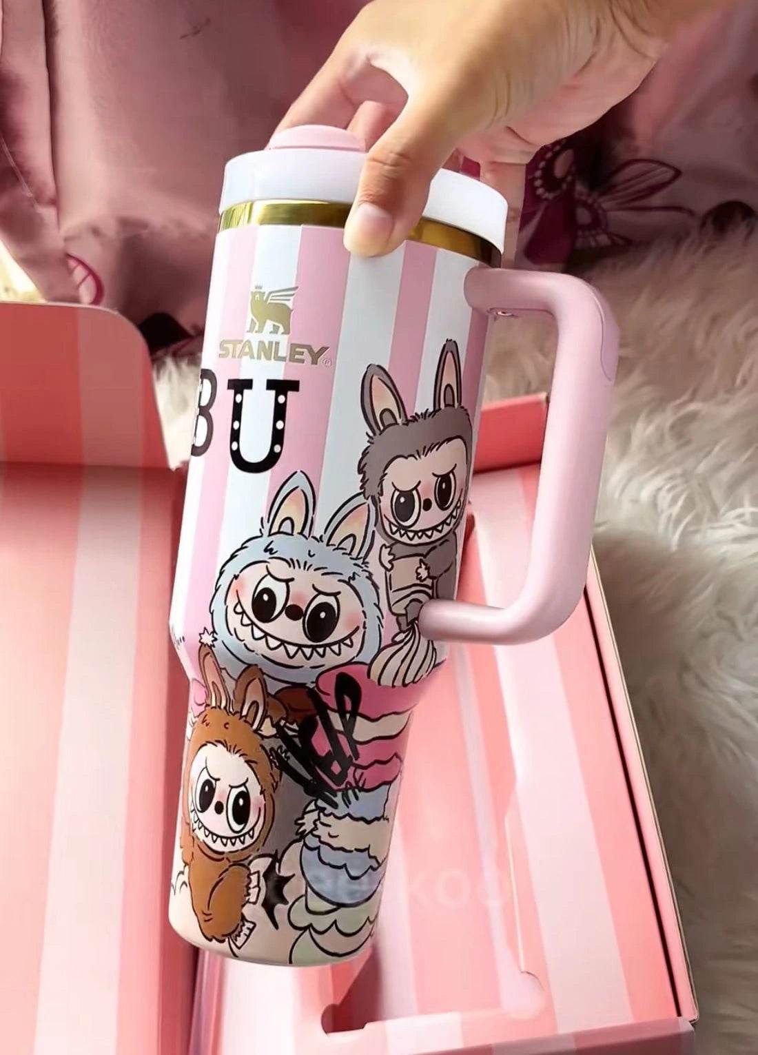 H2.0 Labubu x Stanley Tumbler タンブラー 水筒 Stanley x Labubu The Quencher H2.0 Flowstate™ Tumbler | 40