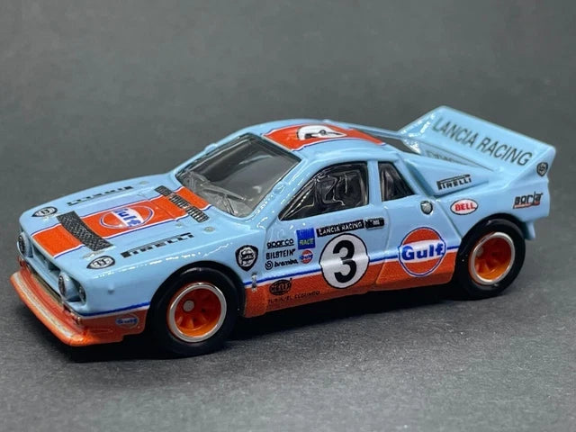 Hot Wheels Lancia Rally 037 die-cast car – Blue/White Gulf livery, Rally Race series
